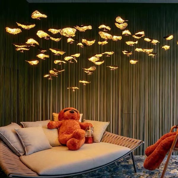Lâmpadas pendentes de luxo escada dourada lustre moderno grande sala de estar decoração de casa pendurada iluminação de design criativo guarda -chuva led lus lus lus