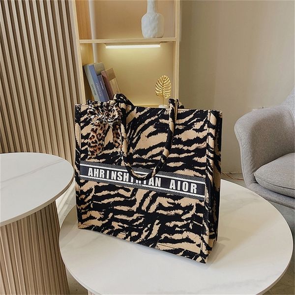 

red large texture hand tote new trendy single commuter messenger clearance outlet sale