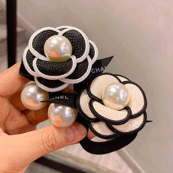 

vintage luxury pearl hair bands retro rose elastic hair bands handmade designer hairband personality jewelry hair accessories aa220323, Pink