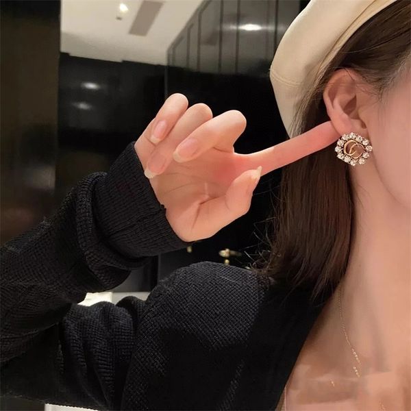 

65% off fine jewelry new shuxin same 925 silver needle brass used earrings medieval personality fashion simple earrings, Golden