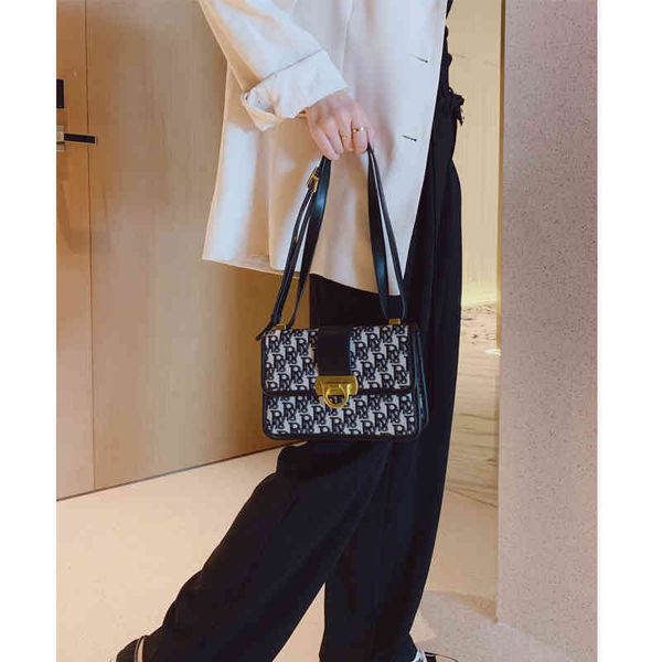 

purse sale and versatile embroidered thread small square bag women's new messenger belt strap shoulder portable trendy canvas