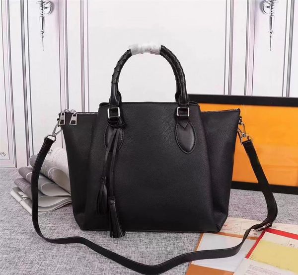

luxury designer fashion women's calfskin shoulder bag