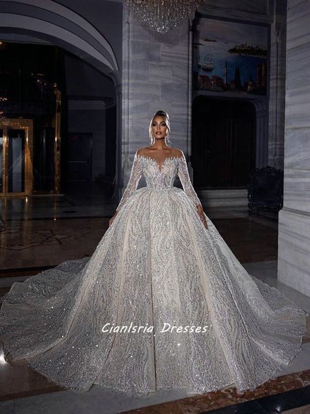 Crystal di cristallo scintillante in sequenza Dubai Abito da sposa Ball Illusione Lunga manica lunga dalla spalla Abito da sposa arabo saudita