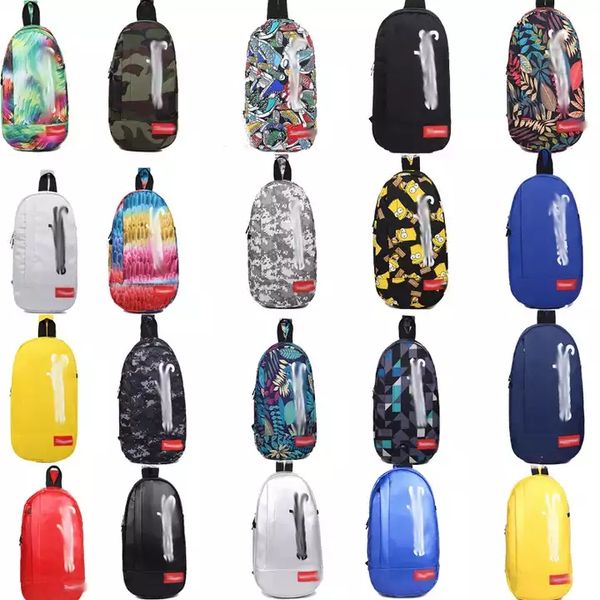 Wasserdichte, lässige Umhängetasche, Outdoor-Schultertasche, Brusttasche mit Kopfhöreranschluss für Wandern, Radfahren, Reisen, Anti-Diebstahl-Tasche