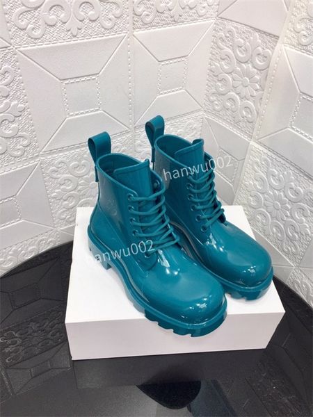 

2022 new loose boots platform casual shoes men's and women's designer sneakers knitted breathable solesole outdoor lightweight tra, Black