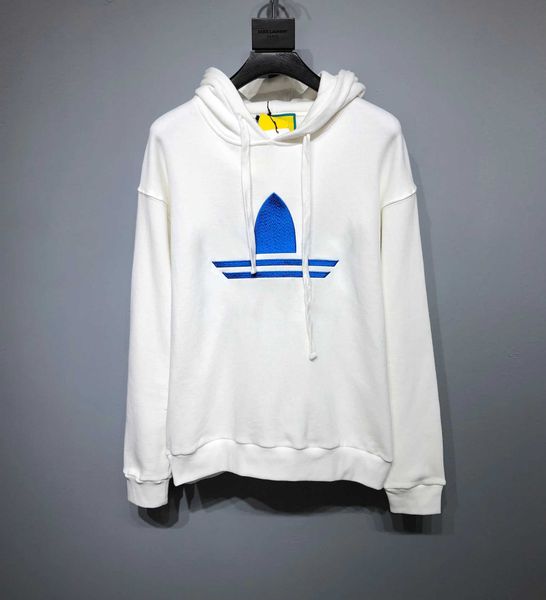 

new aop jacquard letter knitted sweater in autumn / winter 2022acquard knitting machine e custom jnlarged detail crew neck cotton r55e311, White;black