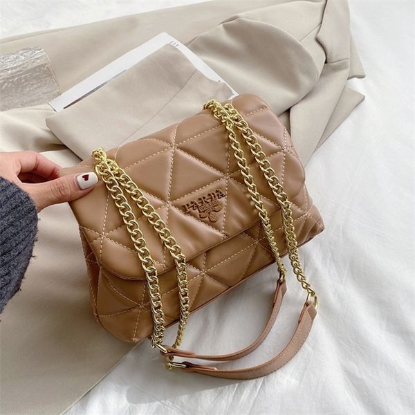 

design luxury fashion bags lingge chain female ins fashionable one armpit simple texture messenger