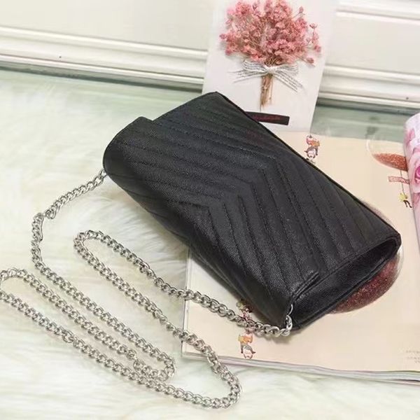 

2022 new fashion casual small square designer bags genuine leather bag letter cover soft flap fashion shoulder tote handbag