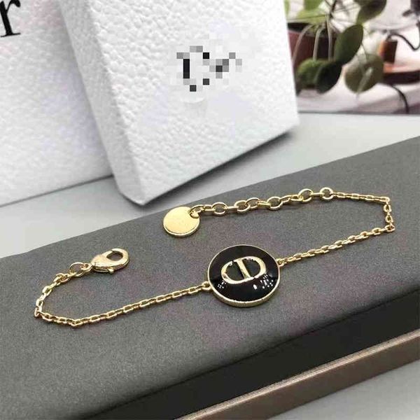 

2022 factory wholesale new di home new black glue dropping women's suit net red same star necklace bracelet is fashionable and versatil, Silver