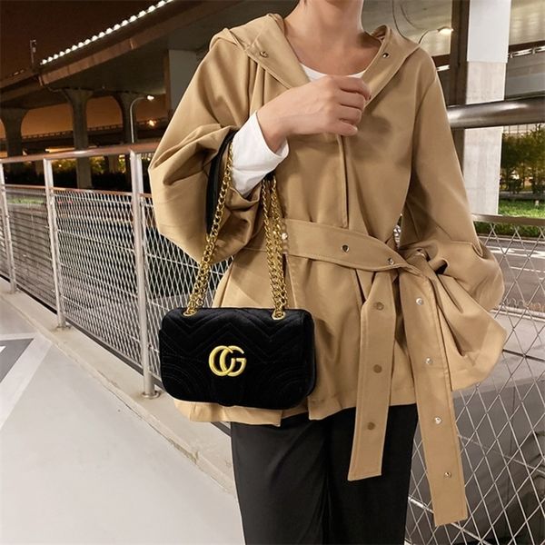 

design luxury fashion bags autumn and winter net red same dionysian texture single messenger rhombic velvet chain