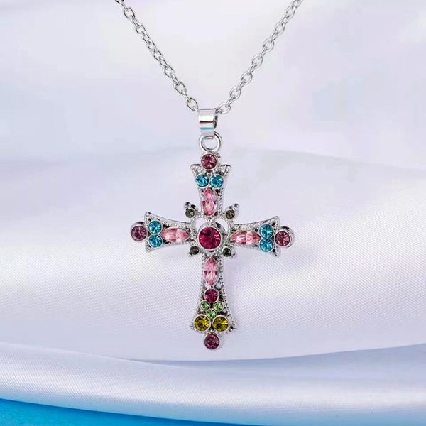 12pcs Fashion Color Zircon Colar pingente de pingente para Lady Religiness Jewelry Party Festival Gift