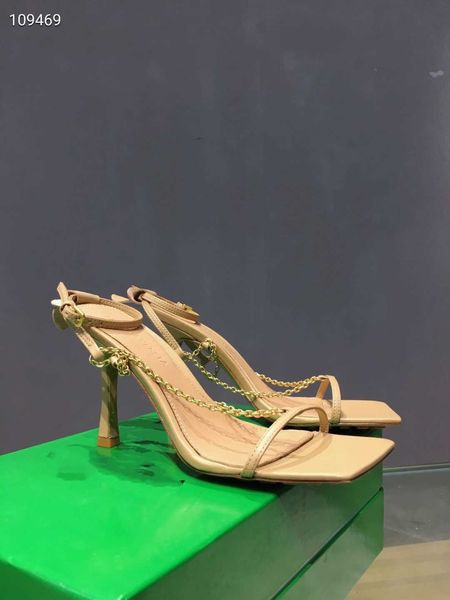 Saldi-2019 Pelle verniciata Donna Sandali con borchie Punta a punta Due fibbie alla caviglia Donna Rivetti sexy Tacchi alti Scarpe eleganti color neon sx0401