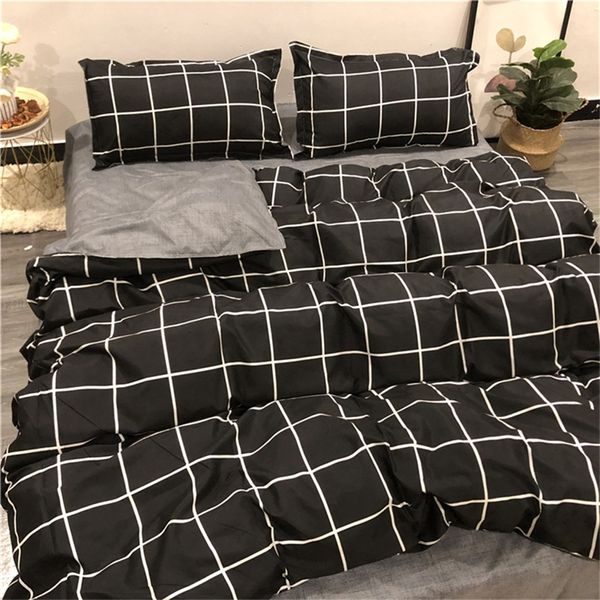 4in1 3in1 Cama Lineduvet CoverPillowCase Moda preta Grade branca listrada Conjunto de cama Pomeira capa da colcha Rainha King Caminho 220609