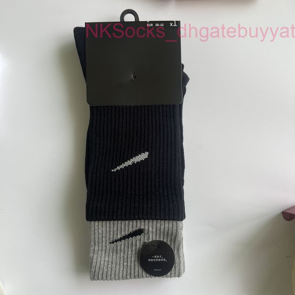 

men fashion classic socks hook brand color stitched men's women's long tube sports training sock street couple middle tubes luxury, Black