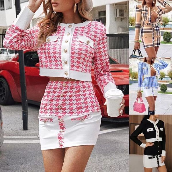 

b009 summer casual dress tow pc dresses set sweaters skirt two pieces skirt long sleeves knitted cloth luxury designer clothes causual wear, White
