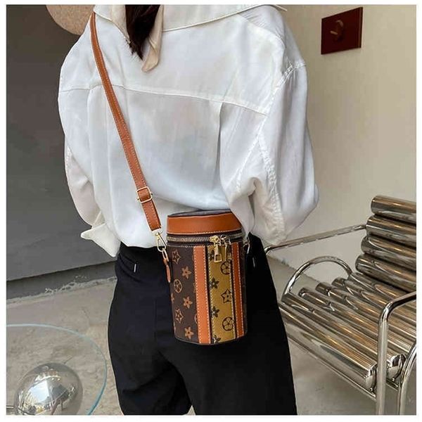 

50% off 2022 trend fashion design bags 7dku korean bucket