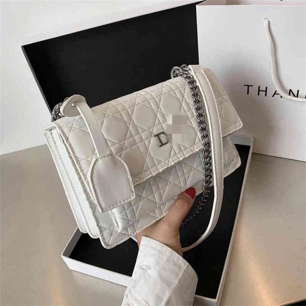 

small slant cross summer red fashion texture single female versatile small square design purses online