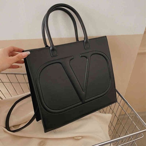 

2022 new women's handbag version single shoulder bag messenger commuter killer