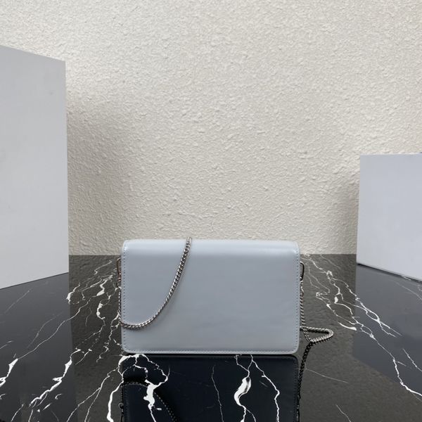 

women new style bag solid color shiny metal chain handbags leather fashion