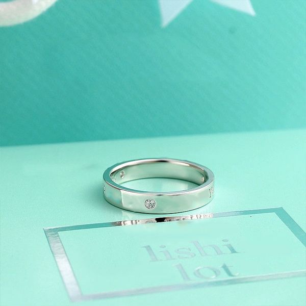 

2022 luxury designer rings 18k gold plated silver plateds diamond letters engagement ring for women classic simplicity love rings couples gi