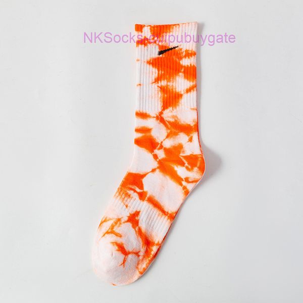 

classic men's fashion tie dyed socks hook brand men women long cotton sports high candy colour middle tube moisture absorption sock lux, Black