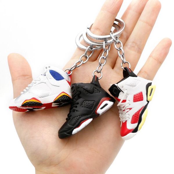 Chaveiros Lanyards Criativo 3D Mini Sneaker Sapatos Chaveiros Homens Mulheres 17 Estilos Macio PVC Basquete Sapatos Esportivos Chaveiro Saco Carro Chaveiros Pingente Acessórios I5QC