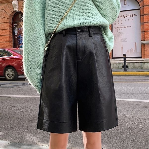 

qoerlin s 4xl fashion pu leather shorts women s autumn winter bermuda elastic waist loose five points trouser 220622, White;black
