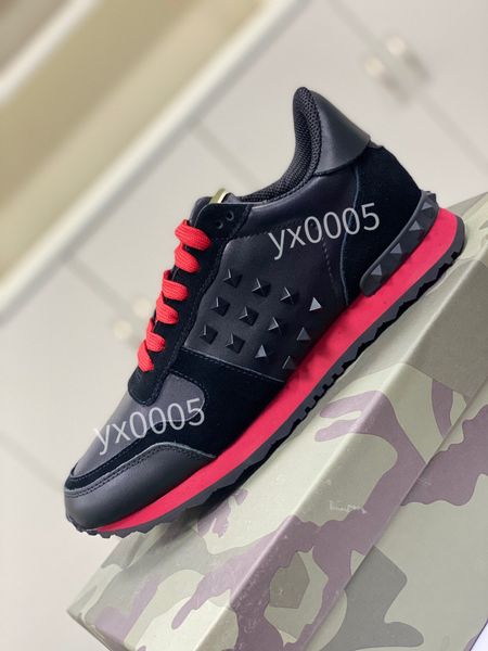 

2022 designer casual shoes platform black men womans trainer runner sneaker sock shoes master embossed lady womens speeds booties paris xg22