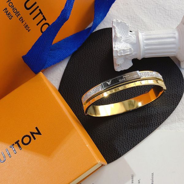 

2022 new fashionable bracelets women bangle designer letter jewelry crystal gold plated stainless steel wristband cuff lovers wedding, Black