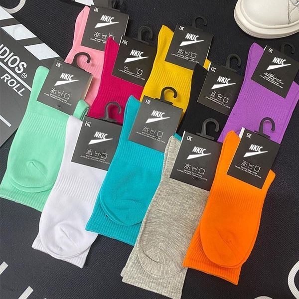 

socks women men white black crew socks female male brand short cotton sock embroidery soks spring summer sox 10 colorcasual fashion versatil