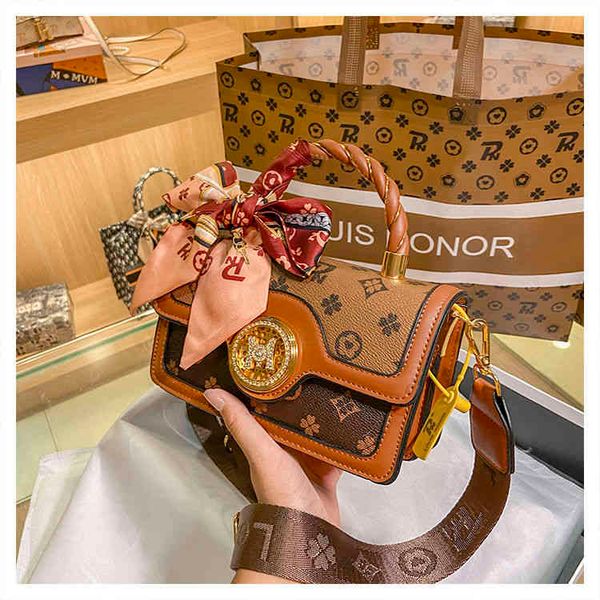 

factory super discount 71% off lucky turn silk scarf small square bag retro handbag women's old flower versatile one shoulder bag
