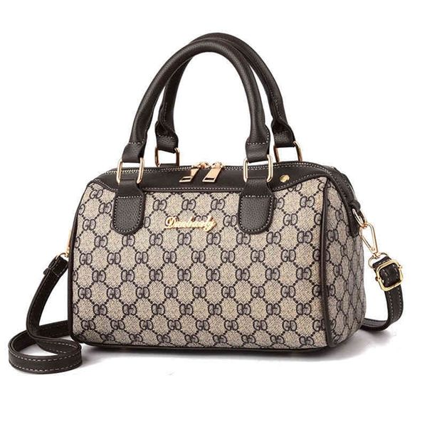 

female messenger versatile fashion printed large capacity portable retro pillow clearance outlet sale