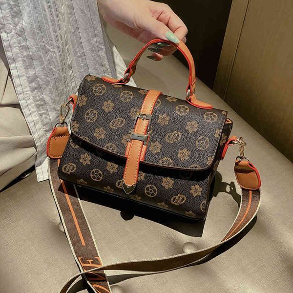 

bag women's trendy texture portable small square wide belt messenger single shoulder bag