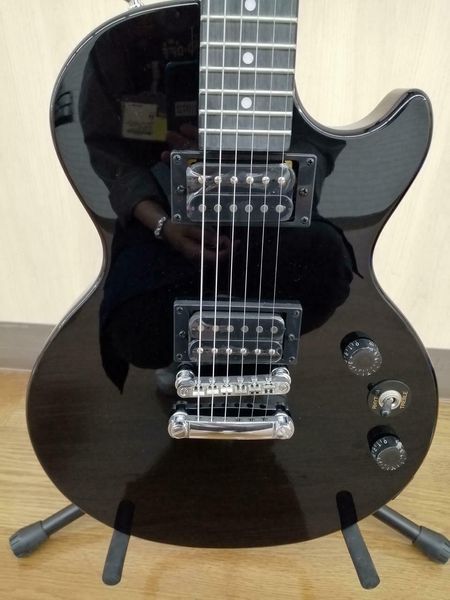 

lespaul player eb electric guitar same of the pictures