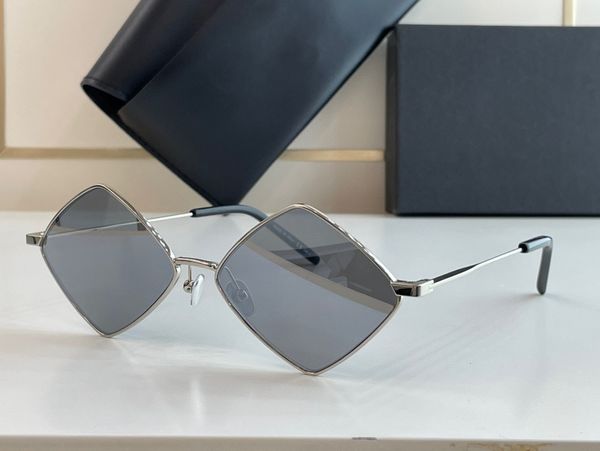 Óculos de sol femininos para homens homens de sol dos óculos 302 estilo de moda protege os olhos da lente UV400 de alta qualidade com backaging aleatório Belo mm