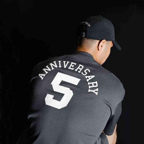 

spring and summer fashion short sleeve men's running basketball training half sleeve breathable mesh print quick drying loose large t-s, White;black