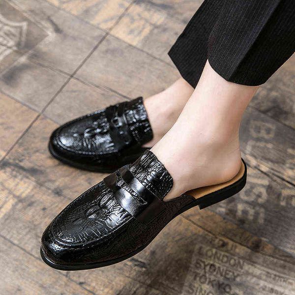 

dres shoe summer luxury brand men shoe casual crocodile pattern slipper leather half slipper brief on moccasin 220723, Black