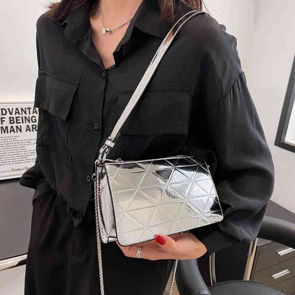 

female 2022 spring and summer new shiny foreign style hand-held armpit fashion oxygen one shoulder messenger bag