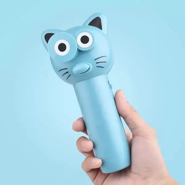 NEU Neues und eigenartiges Dekompressionsspielzeug Handheld Cute Cat String Rope Launcher Propeller mit 2 Seilen Elektrisches Spielzeug