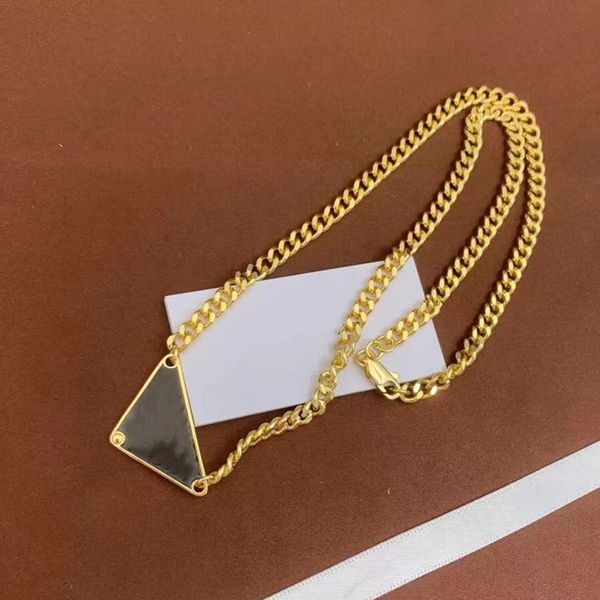 Männer goldene Halskette, silberner dreieckiger Anhänger, klassischer Designer-Schmuck, personalisierte Mode, Straße, Hip-Hop, Punk-Stil, Geschenke, individuelle Buchstaben-Halskette, Damen-Anhänger