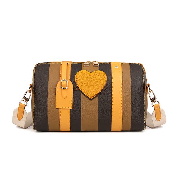 

l brand designer boston shoulder bag for women crossbody bags with heart fashion purse chaol603