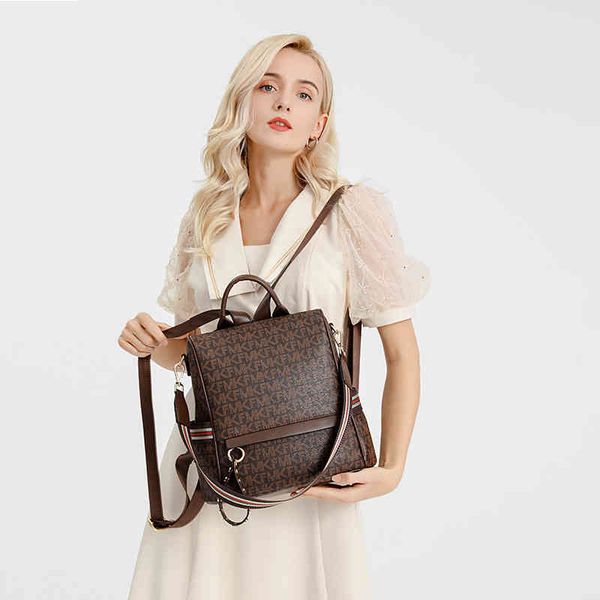 

f women's backpack 2022 new travel large capacity fashion leisure shoulderdesigner luxury leather bag female classic retro handbag