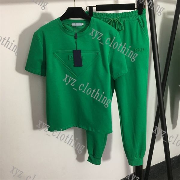 

2022ss limited women plus size pants sets luxury t shirts tracksuit trousers triangular letter air embossed short-sleeved t-shirt elastic wa, White