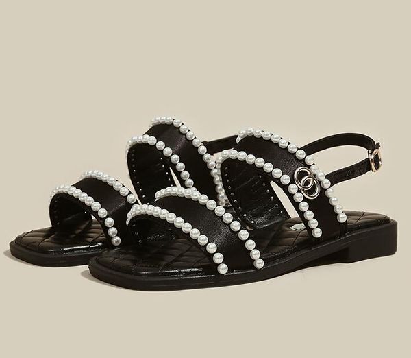 Designer-Damen-Sandalen mit flachem Boden, rutschfeste Perlen-Sandalen, Strandschuhe für schwangere Frauen, Einfachheit, offener Zehenbereich, Sommer-Gladiator-Sandale