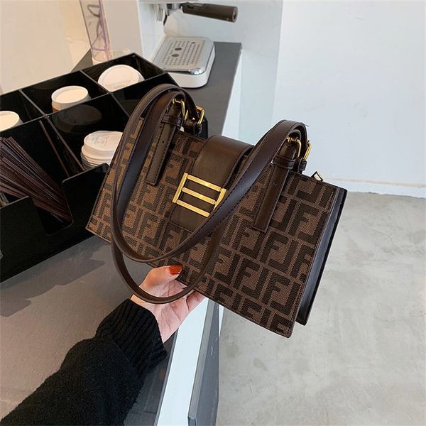 

purses aa fashionable western style bag for women in autumn and winter of