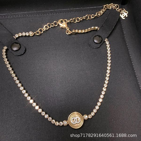 

designer jewelry fashion thick chain choker necklaces wearing leather rope women's lambskin rope double letters with diamonds metal nec, Golden;silver