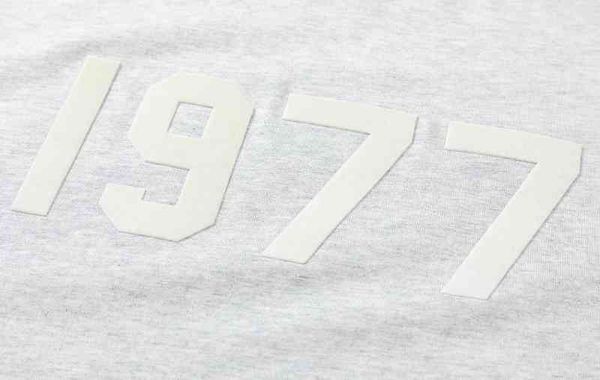 

men's fashion personality trend new short-sleeved brand wholesale fog essentials t-shirt and women's sleeve high street lovers&#03, White;black