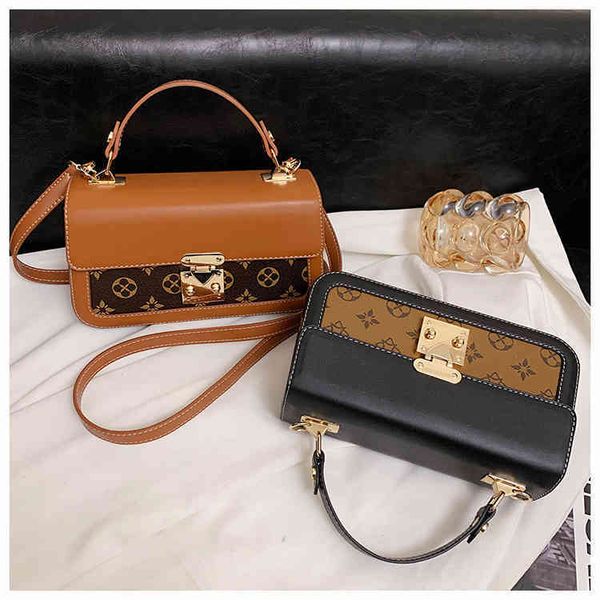 

factory outlet bags2022 autumn new portable messenger single shoulder small square checkerboard box women's bag