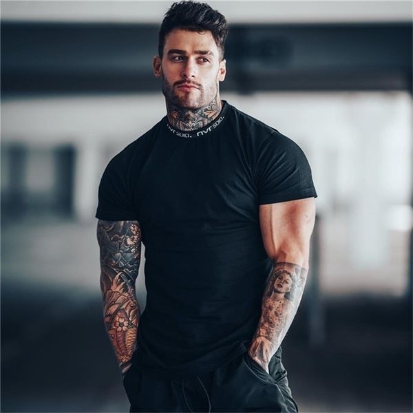 

gyms tshirt men short sleeve cotton tshirt casual slim t shirt male fitness bodybuilding workout tee summer clothing 220607, White;black