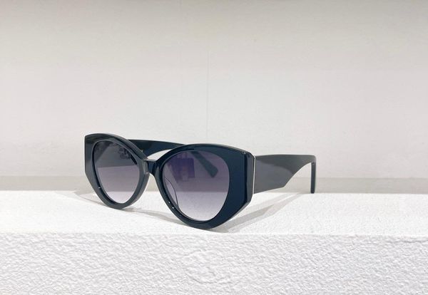 

sunglasses for men women summer 03 style anti-ultraviolet retro plate full frame random box, White;black